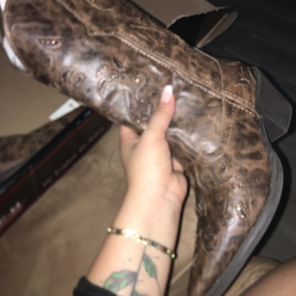 Brown Cowgirl Boots - Picture 2 of 3
